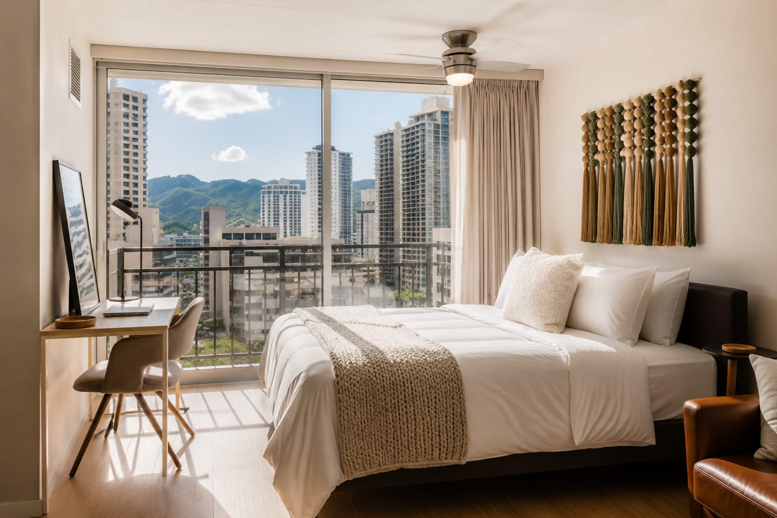 Condo in Honolulu · ★5.0 · Studio · 1 bed · 1 bath - Image 7