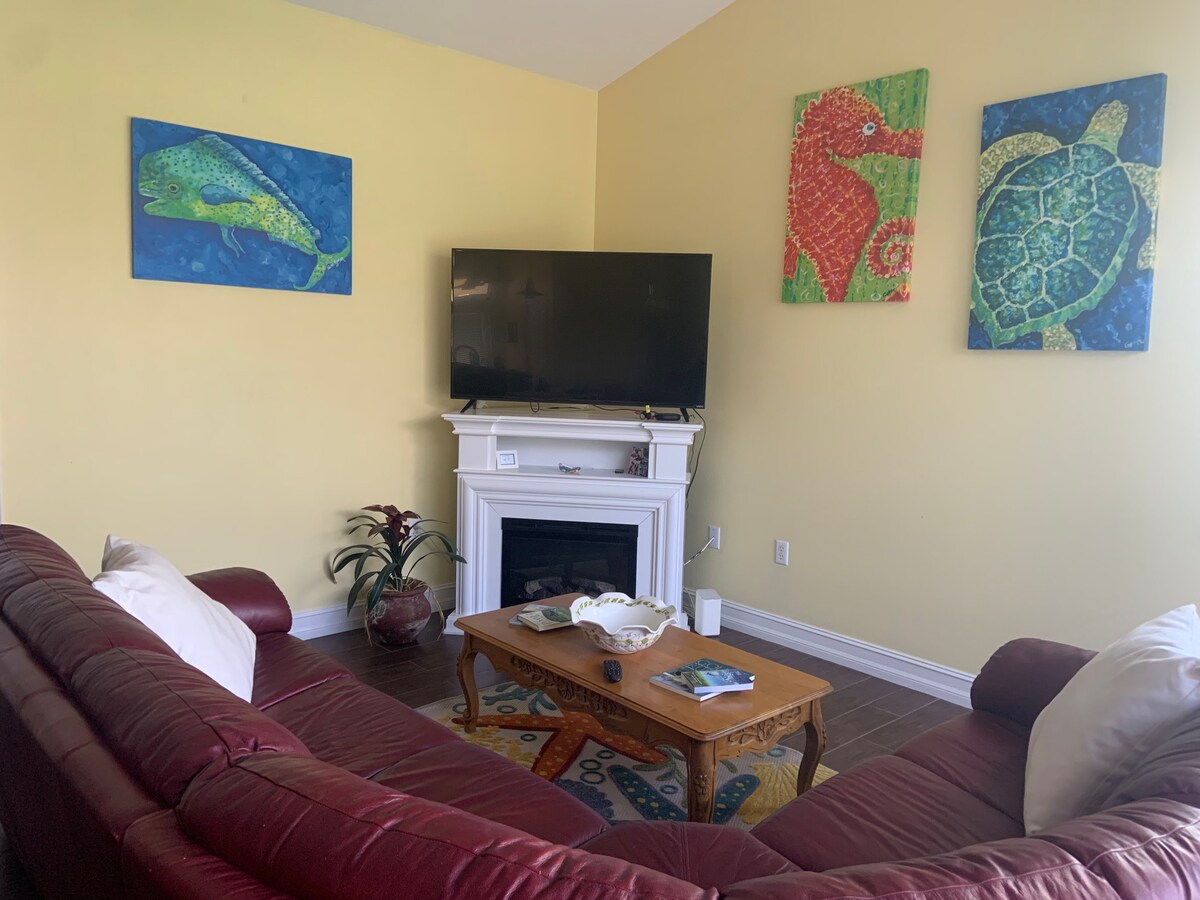 Top performing Airbnb: Sunsets on Grebe Waterfront Saltwater Heated Pool in Punta Gorda