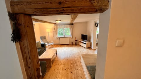 Top performing Airbnb: "Hobbit house" by the forest and well. in Děčín