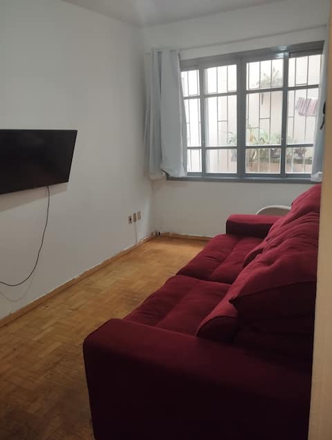 Popular Airbnb listing: 1-BD Apartment in the Bom Fim Neighborhood, Split Air Conditioner, Wi-Fi in Bom Fim