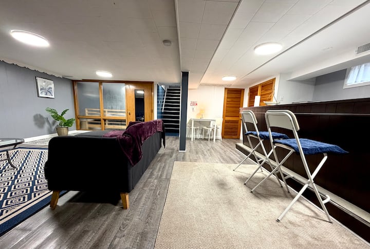 Cozy Garden Apartment - Chicago O'Hare Airport (ORD)