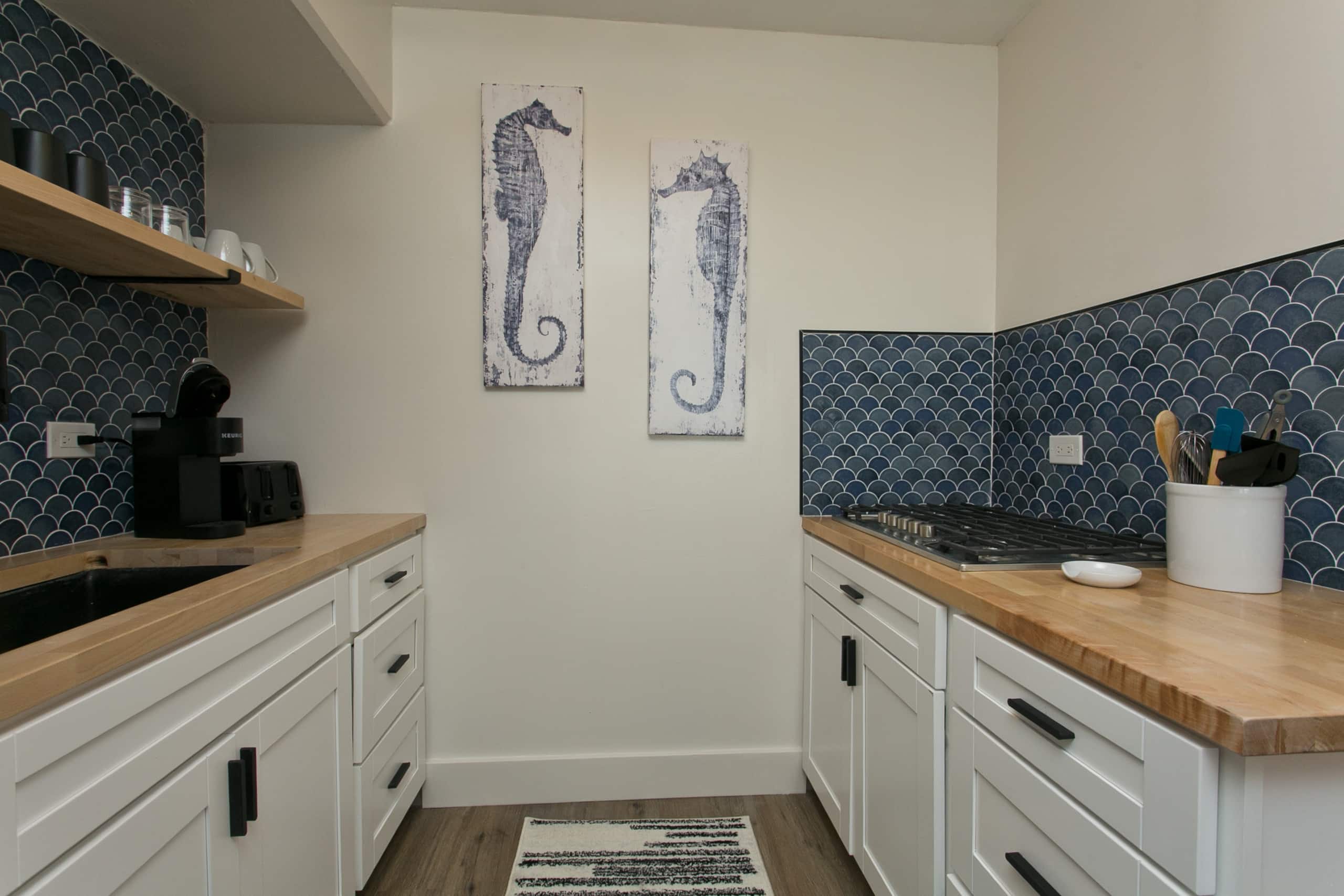 New Stylish Retreat With 5 Bed 2 Bath Ocean View! - Image 6