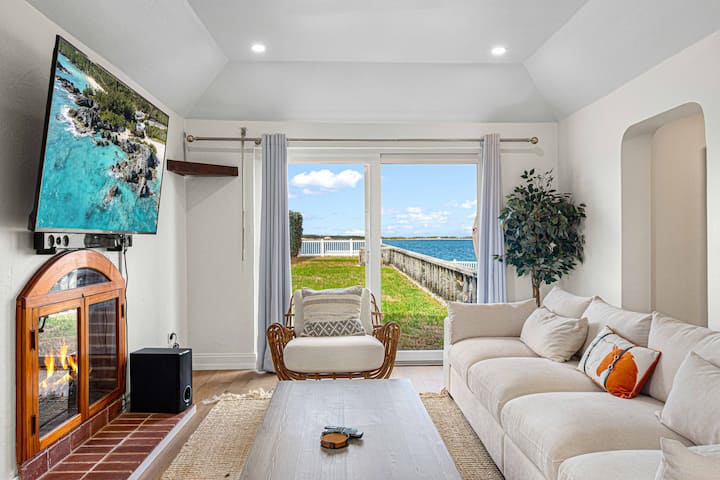 4bd House, Newly Renovated, Waterfront W/ Beach - 百慕達