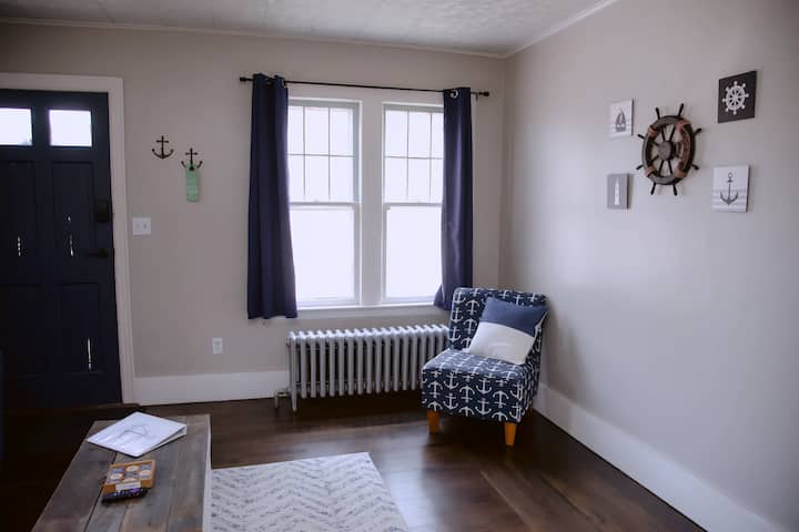 Walkable Downtown, Pet-friendly 2br W/ Coffee Bar - Chittenango Falls State Park, Cazenovia