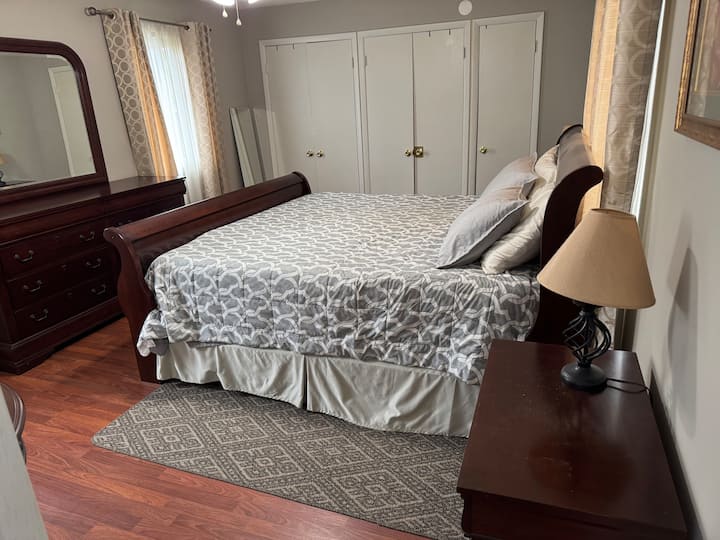 საძინებელი 1