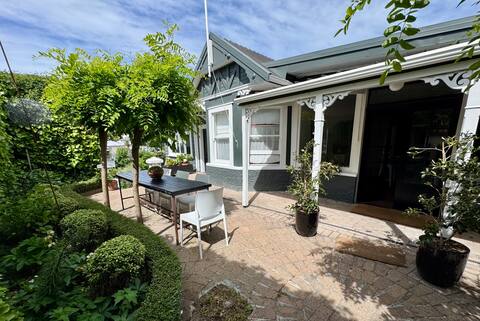 Gorgeous Funky Villa on the hill