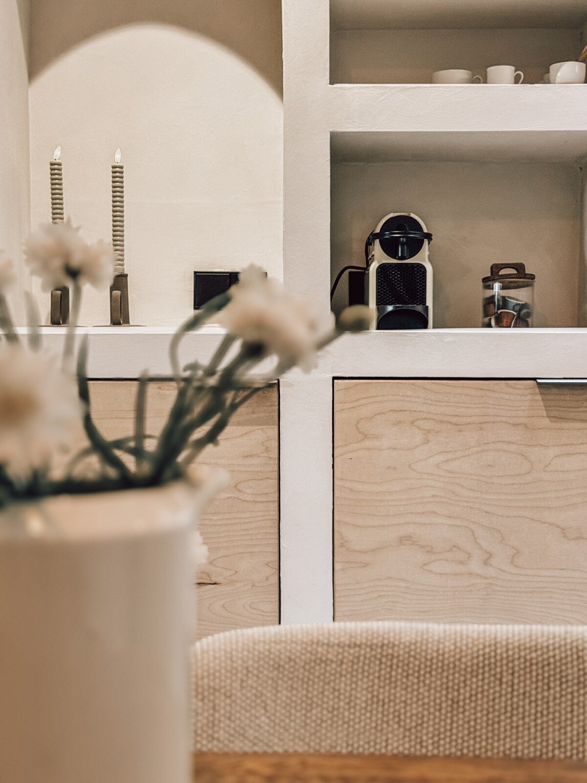 Popular Airbnb listing: Tiny Ukiyo Zeeland in forest garden, 3 km from the sea in Wijk 09 Koudekerke