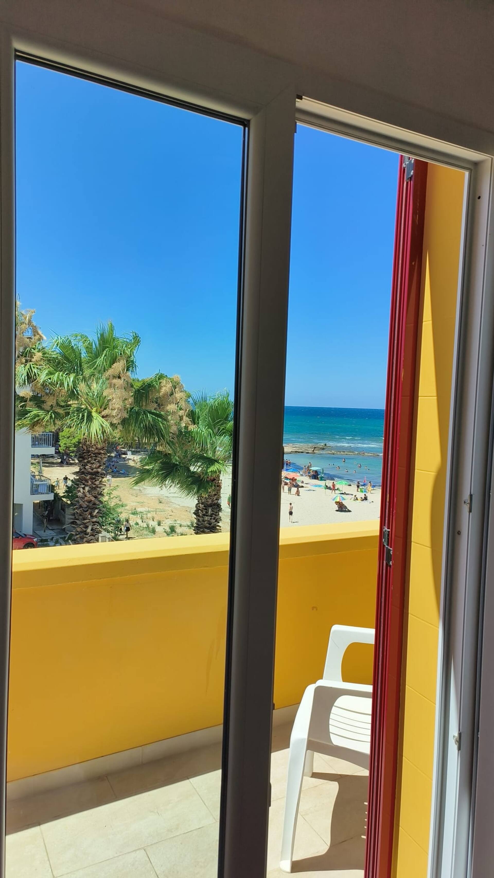 Rivabella beachfront accommodation — photo 4
