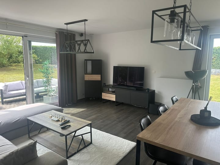 Villa With Beautiful Garden - Grimbergen