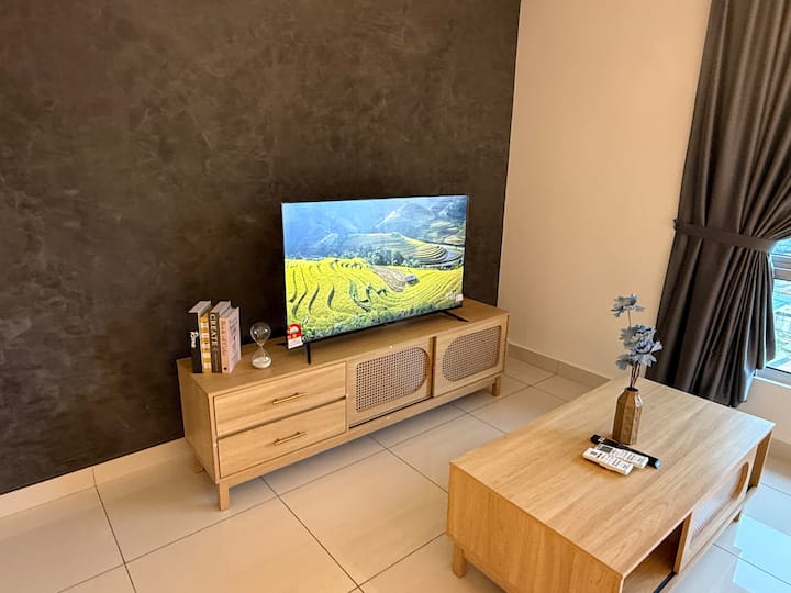 3br Kajang 2 |Shuttle To Ktm|10mins To Ukm | Ioi - Semenyih