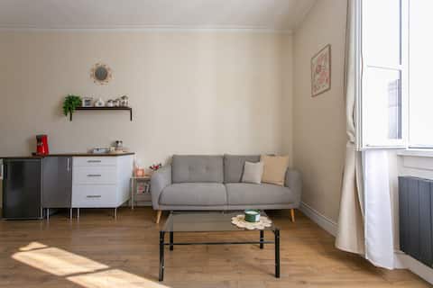 Successful Airbnb property: Le Joffre Apartment in Malakoff Saint Donatien