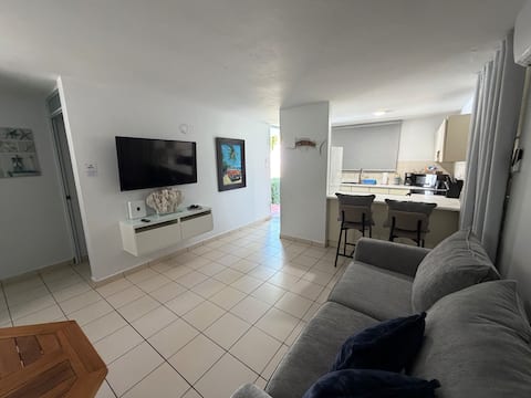 Popular Airbnb listing: Combat Villas del Mar Resort! in El Combate