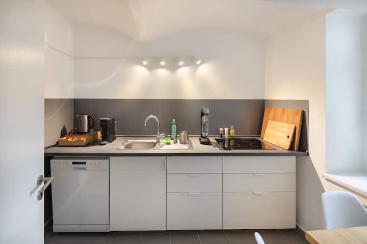 3 Zimmer – Ruhiger Altbau Im Waldstraßenviertel - Leipzig