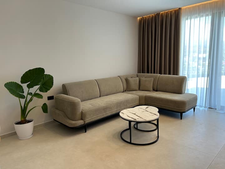 First Floor - Ksamil