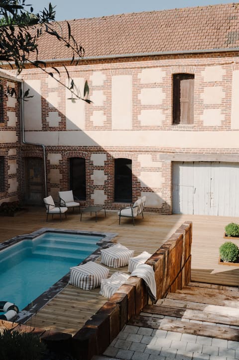 Eudoise house, swimming pool and spa