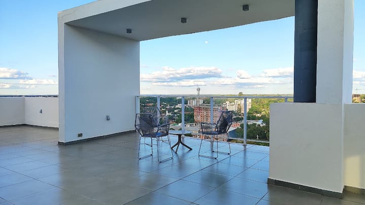 Trinity Tower - dormitorio