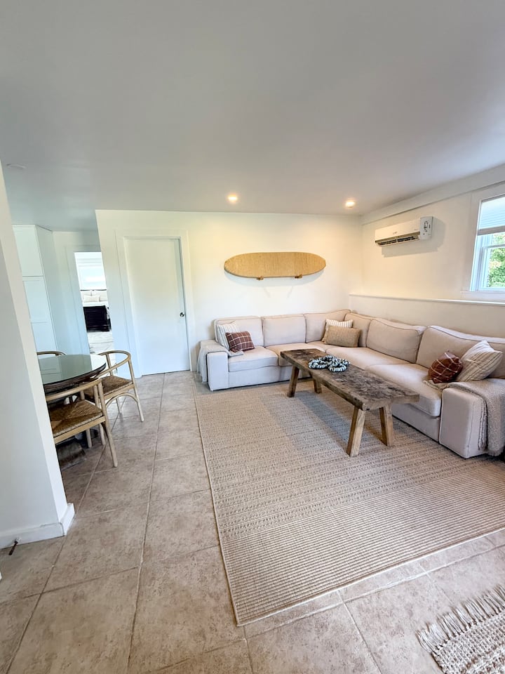 Bright & Modern Ground Floor Apt - 블럭 섬