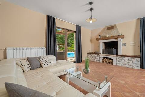Successful Airbnb property: Villa Viktor, 4* holiday home in Općina Kršan