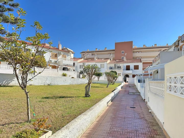 Modern Townhouse By The Beach - Torrevieja