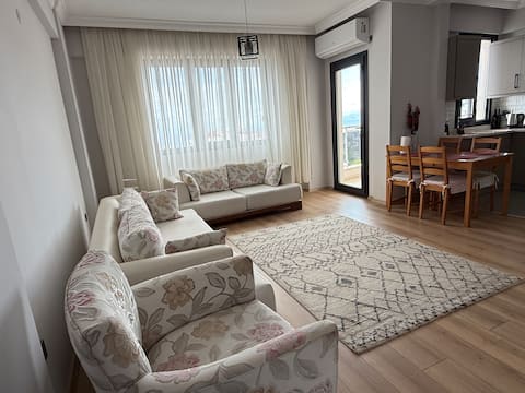 Top Airbnb: Residence Akyüz 10 Peaceful clean apartment with a view in Kuşadası