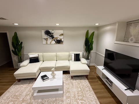 Modern loft 9 min from EWR