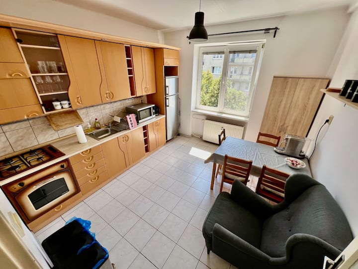 Cozy Flat Near Old Town - 