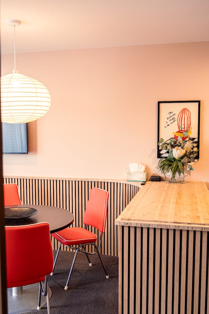 Modern Retro Studio C - Studios On Kings - - Wānaka