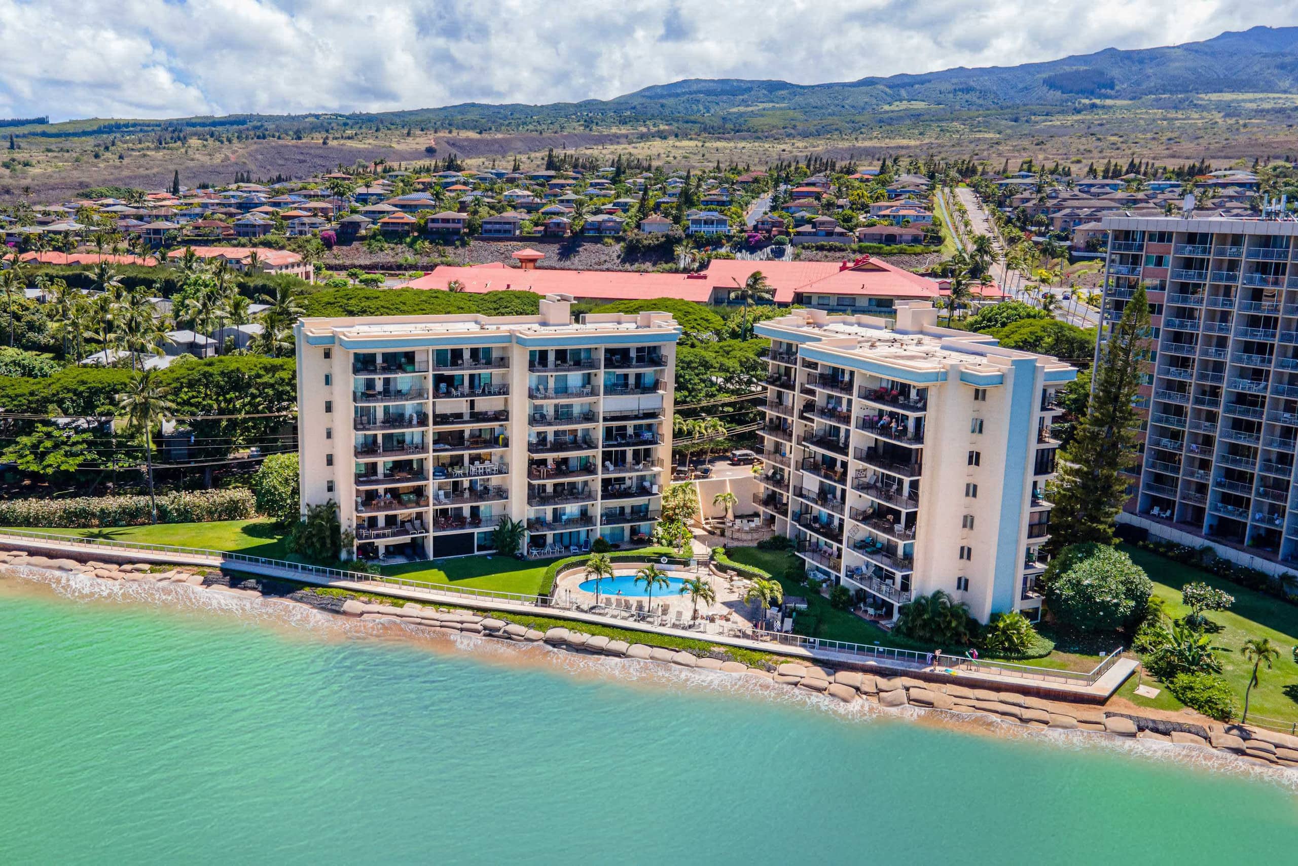Condo in Lahaina · ★4.8 · Studio · 1 bed · 1 private bath - Image 14