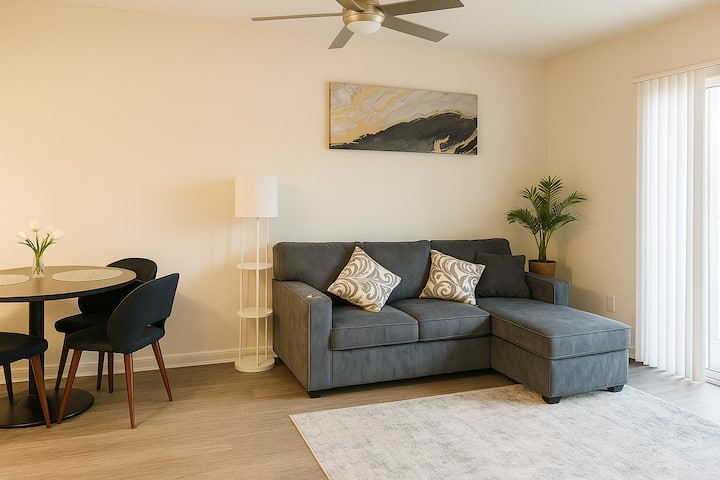 Serene 1br | Pool+gym | Free Parking | Central - Los Angeles, CA