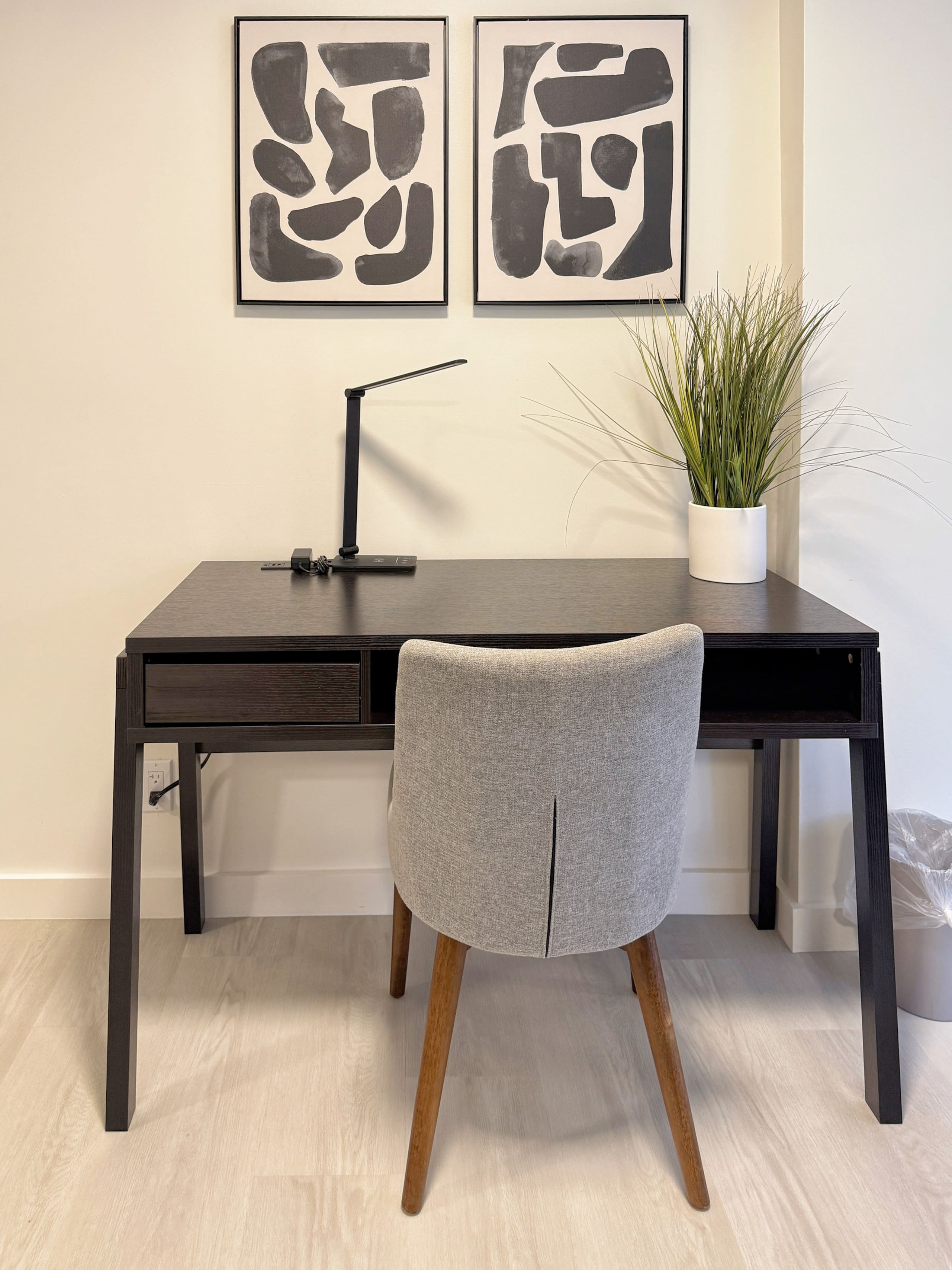 Spacious 1BR Free Parking WiFi - Image 27