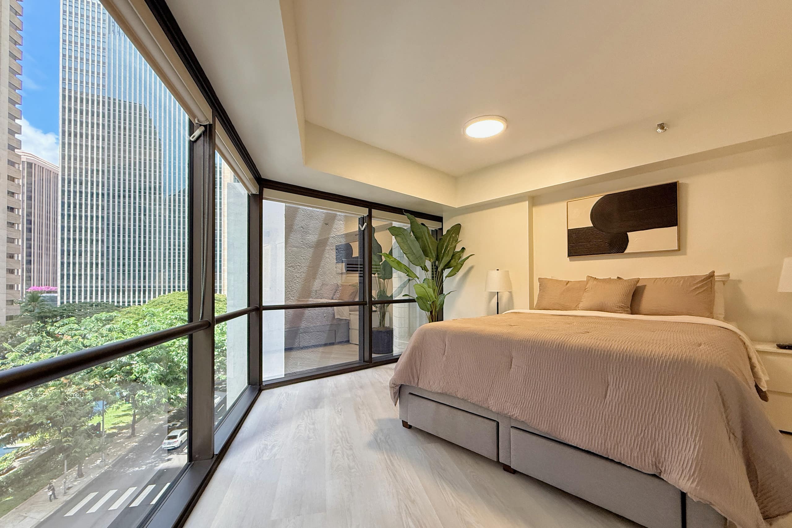 Spacious 1BR Free Parking WiFi - Image 19