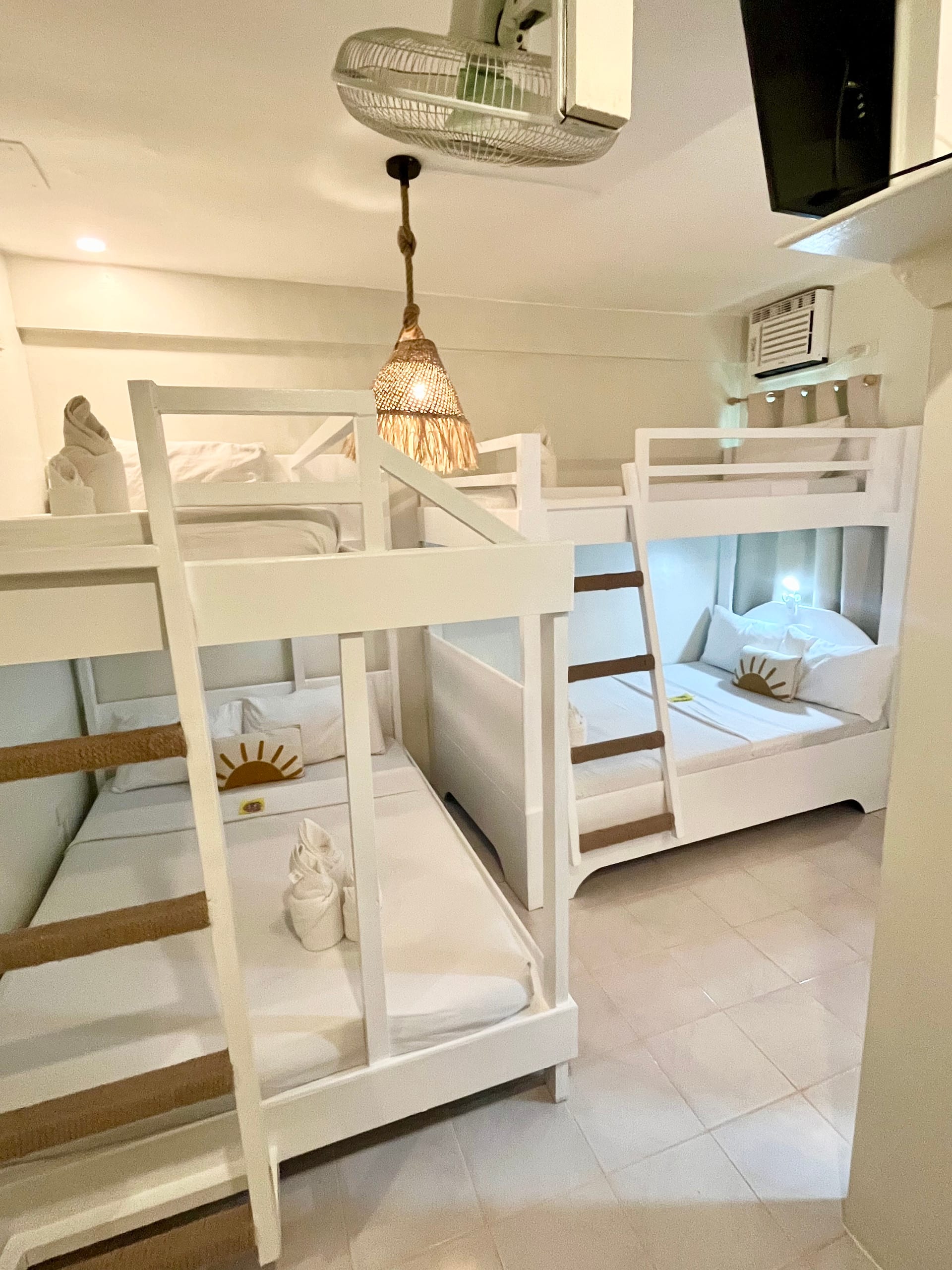 6 Pax Room With Kitchen Near Station 3 Beachfront