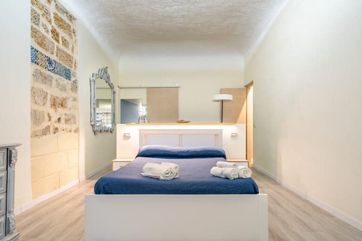 Historic Soul Apartment - Palermo, Italy