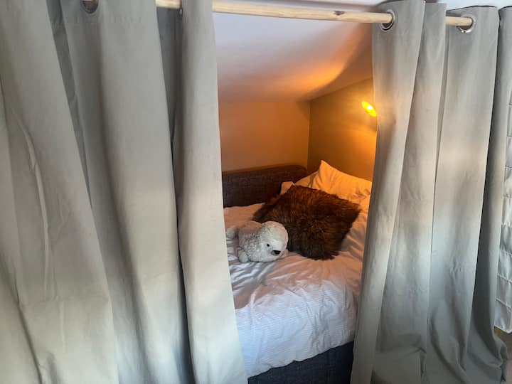 საძინებელი 3