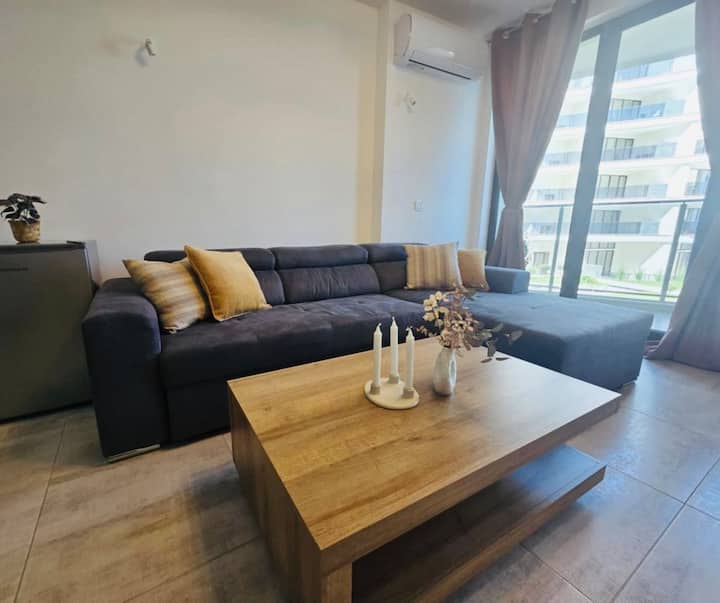 Laid-back Oceanview Getaway - Varna