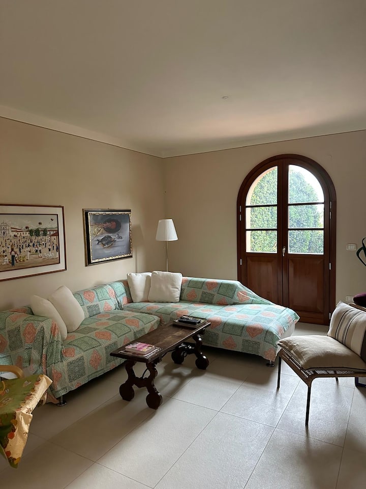 Villa Con Piscina Privata Vista Mare - リボルノ