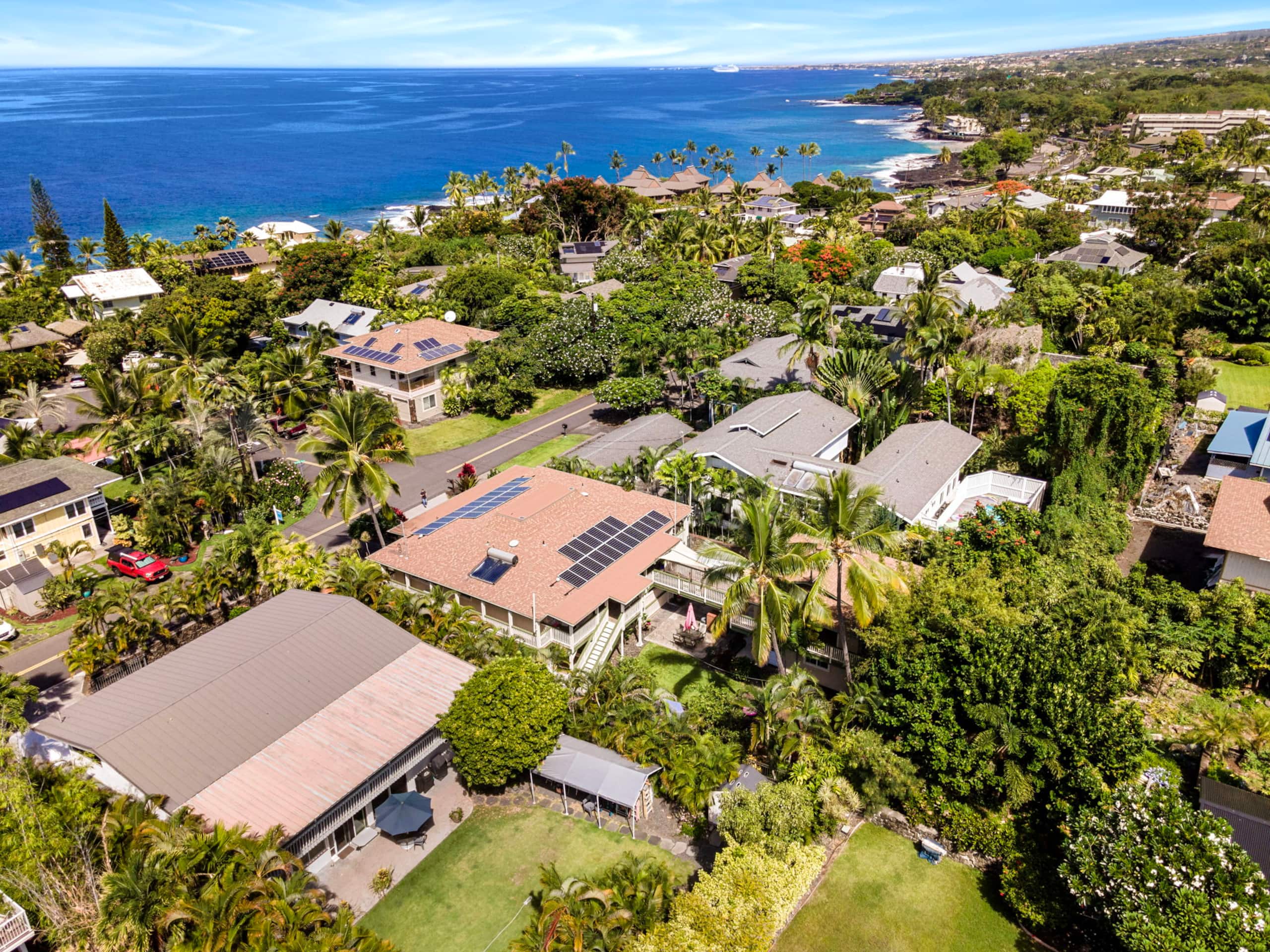 Home in Kailua-Kona · ★5.0 · 2 bedrooms · 2 beds · 2 baths - Image 31