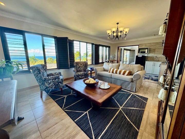 Up Market Flat In Umhlanga - Umhlanga