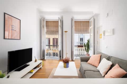 Top performing Airbnb: 60-Meter away From Calle Larios in La Merced
