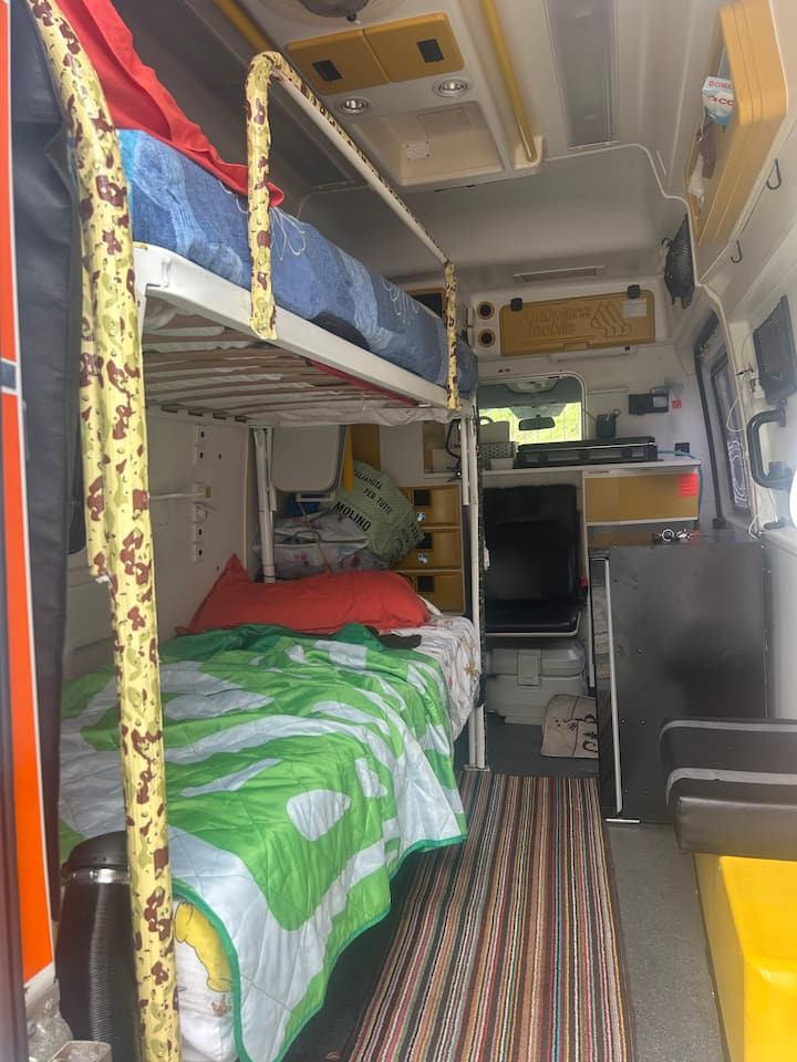 Camper Letto A Castello - Pietrasanta