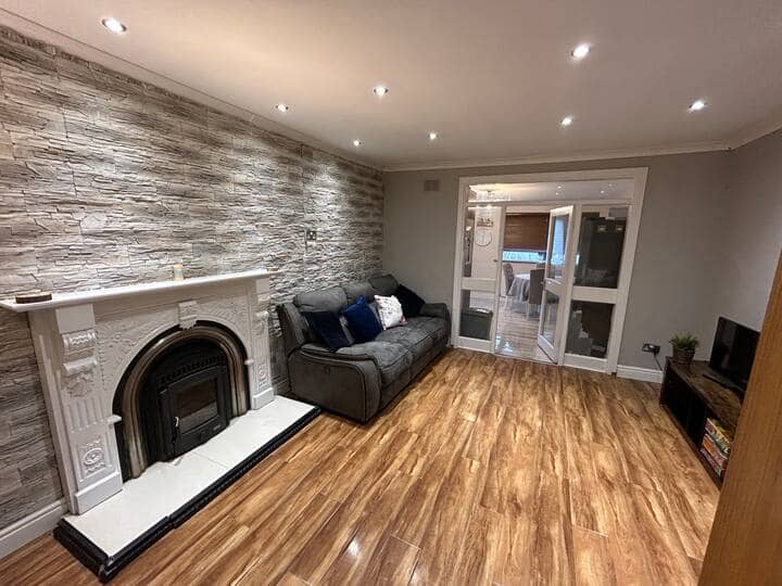 Spacious 3-bed Home | Airport 10 Minutes | Parking - Swords