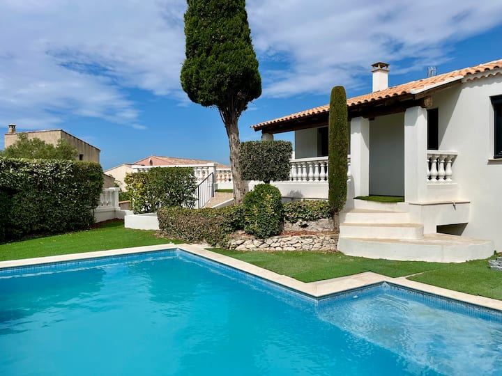 Villa 4 Chambres Avec Piscine, Climatisation - Ensuès-la-Redonne