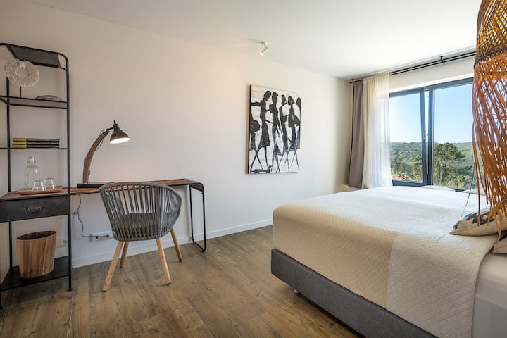 საძინებელი 1