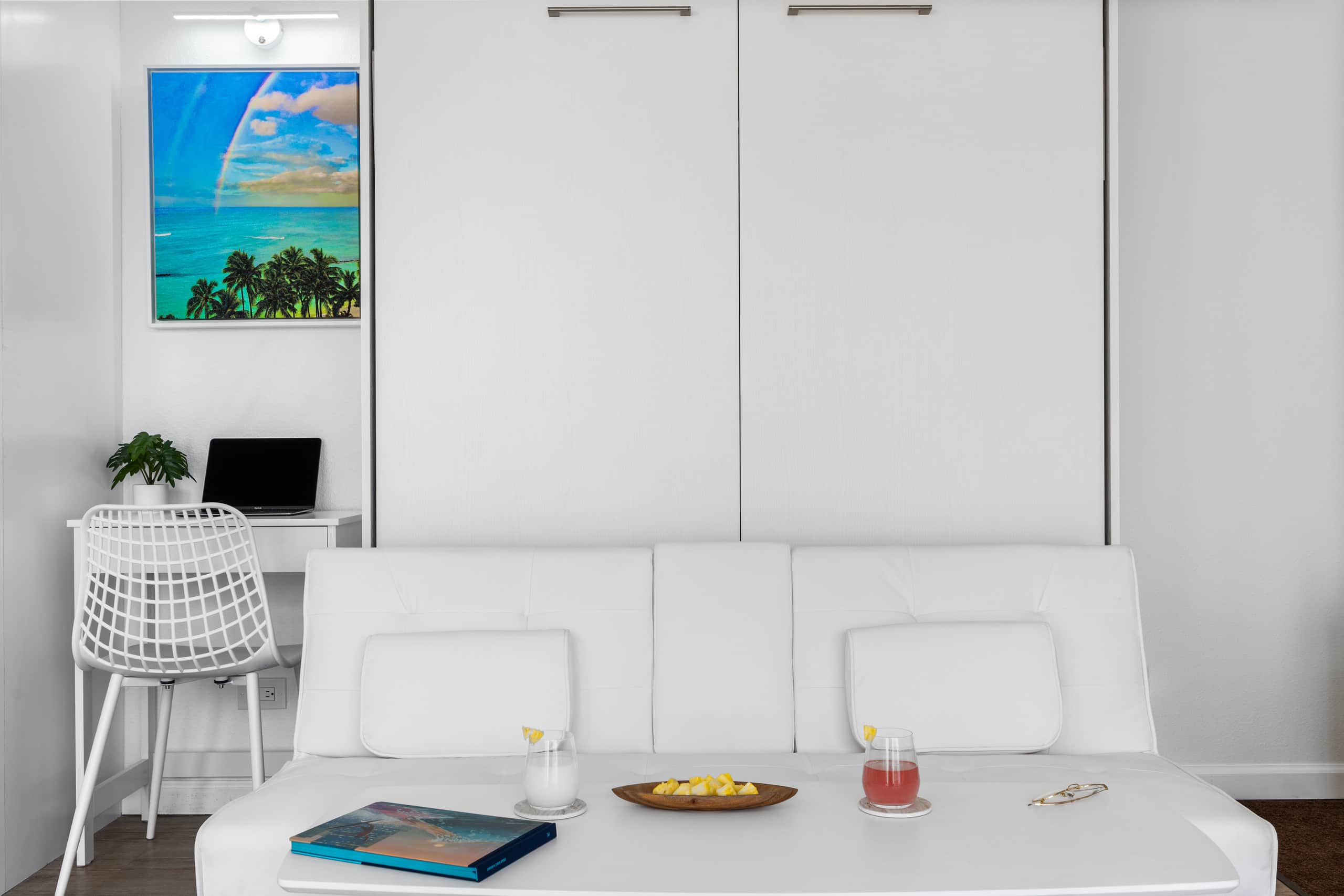Condo in Honolulu · ★4.75 · 1 bedroom · 4 beds · 2 private baths - Image 6