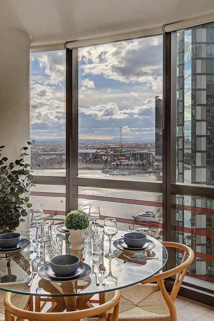 Balcony River View | Free Parking | Pool, Gym - Apartments for