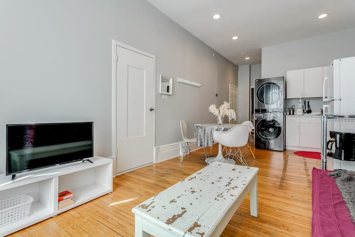 A Fifa 2026 Home In Little Italy Near Bmo Field - トロント