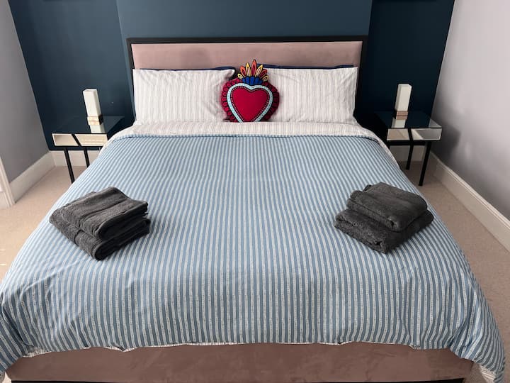 საძინებელი 1