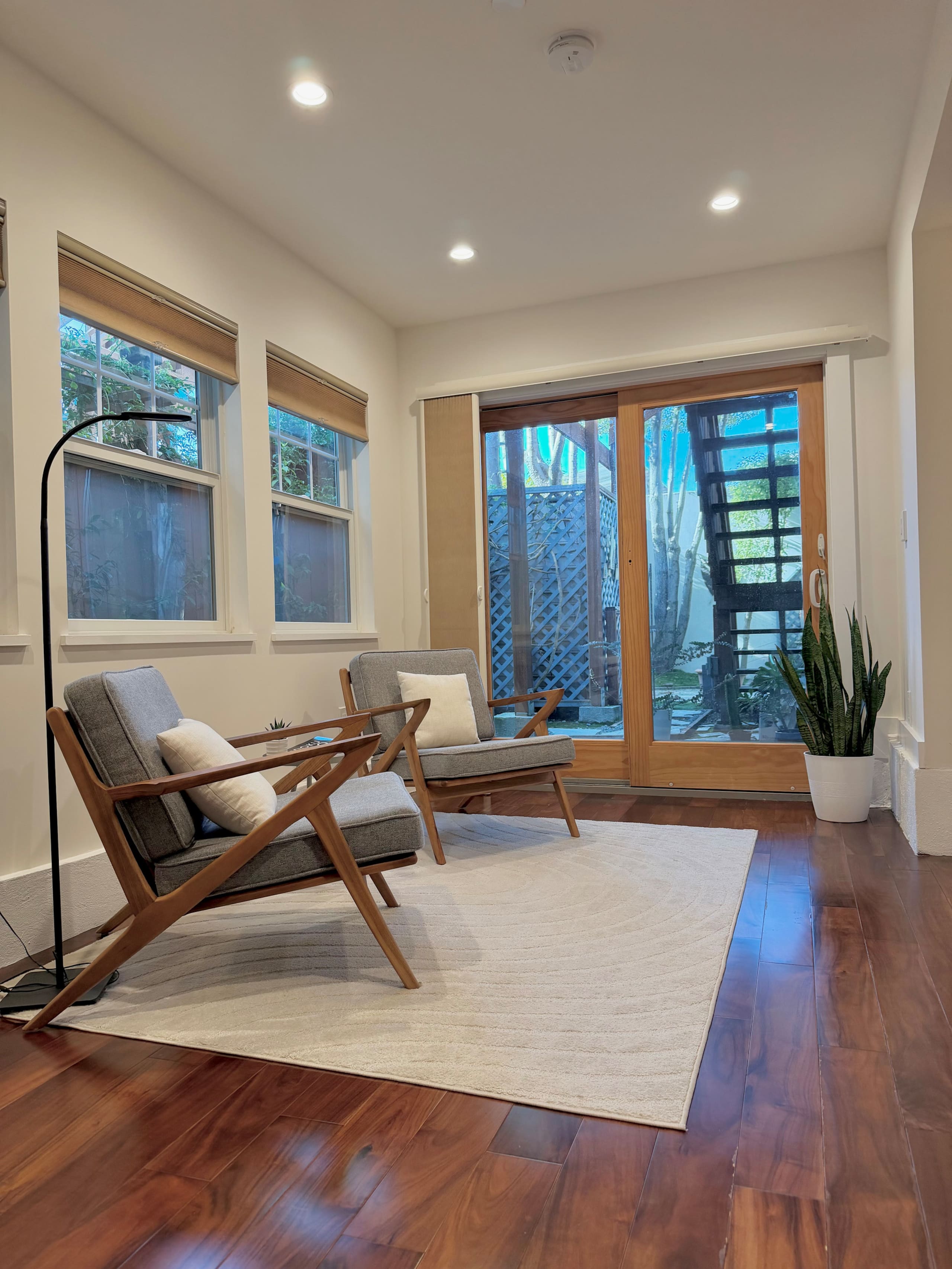 Home in San Francisco · ★4.96 · 1 bedroom · 1 bed · 1 bath - Image 2
