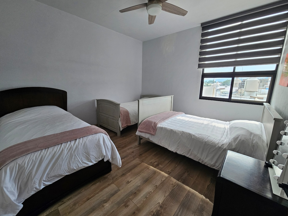 غرفة النوم 2