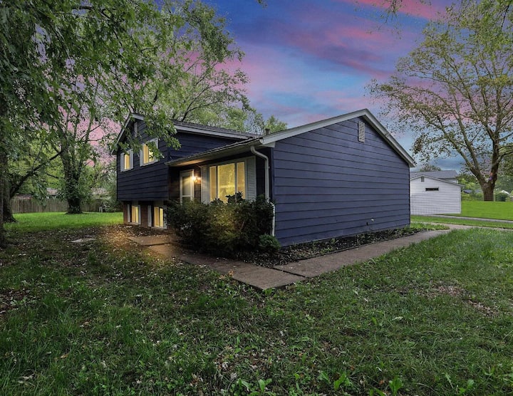 Comfy And Close To Everything! - New Albany, OH